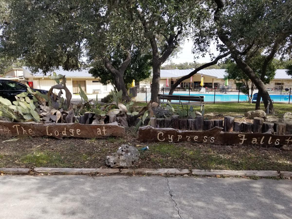 The Lodge At Cypress Falls Wimberley Zewnętrze zdjęcie