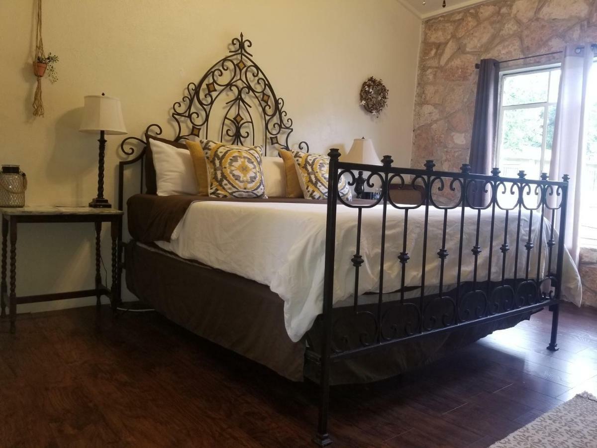 The Lodge At Cypress Falls Wimberley Zewnętrze zdjęcie